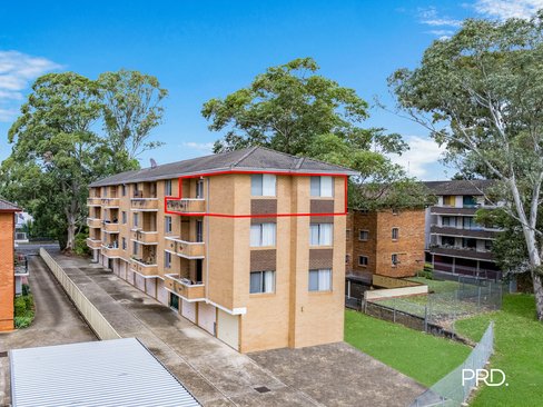 12/211 Derby Street, PENRITH NSW 2750