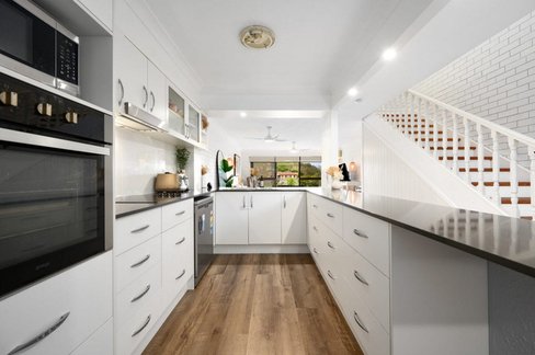 12/22-24 Dunlin Drive, BURLEIGH WATERS QLD 4220