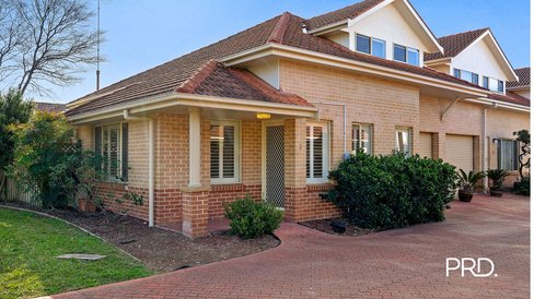 1/23-25 Cronin Street, Penrith NSW 2750