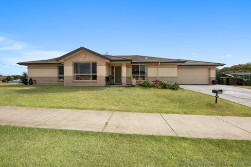 123 Aberglasslyn Road, RUTHERFORD NSW 2320