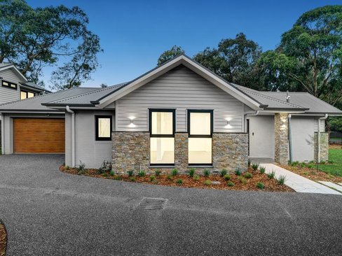 1 23 Diamond Street Eltham 3095