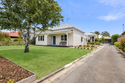 123 Lexton Street  Lake Wendouree 3350