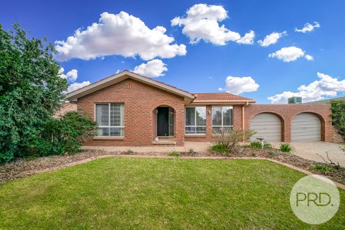 123 Undurra Drive, GLENFIELD PARK NSW 2650