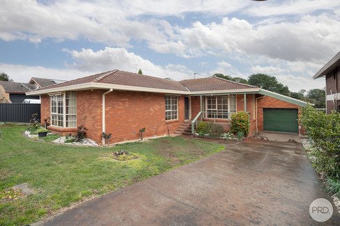 1233 Doveton Street North, INVERMAY PARK VIC 3350