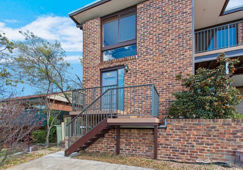 1/23a Wybalena Avenue, KOONAWARRA NSW 2530