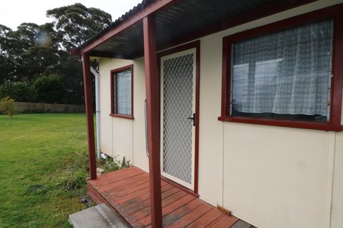 1/24 Grandview Road, Newmerella