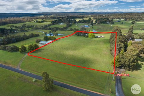 124 Kent Drive, HADDON VIC 3351