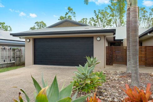 1/24 Links Drive, CANNONVALE QLD 4802