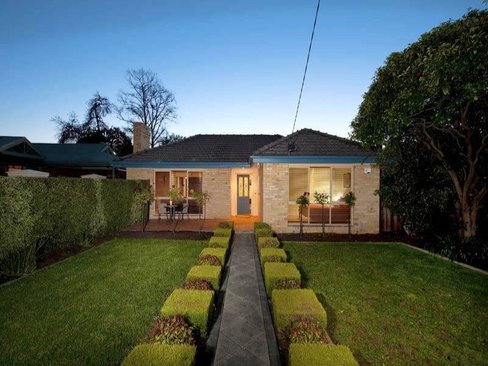 1 24 Quentin Street Forest Hill 3131