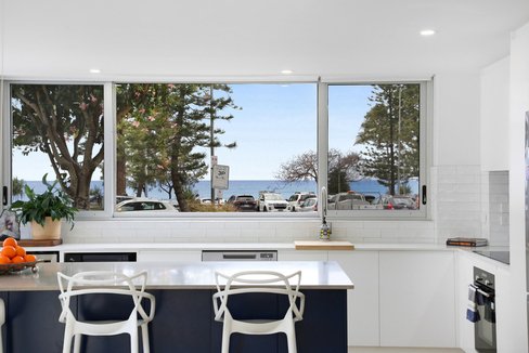 1/24 The Esplanade, Burleigh Heads QLD 4220