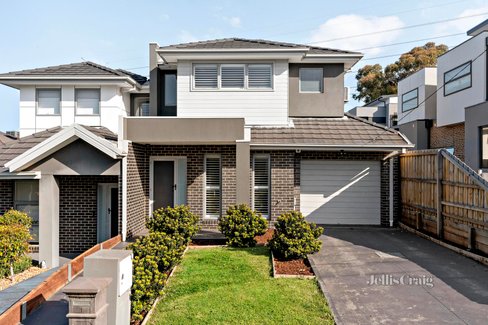 1 25 Emerald Street Essendon West 3040