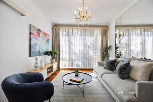 1 251 Burke Road Glen Iris 3146