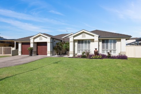 126 Somerset Drive, THORNTON NSW 2322
