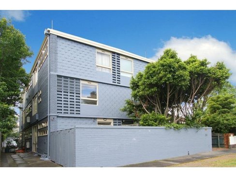 1 263 Dandenong Road Prahran 3181
