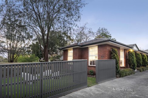 1 263 Mont Albert Road Surrey Hills 3127