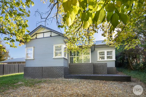 127 Albert Street, CRESWICK VIC 3363