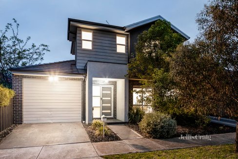 1 27 Neville Street Keilor East 3033