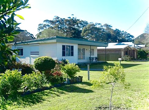 127 Tomaree Road, SHOAL BAY NSW 2315