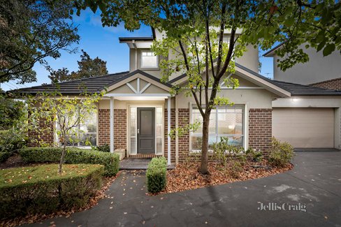 1 28-30 Winfield Road Balwyn North 3104