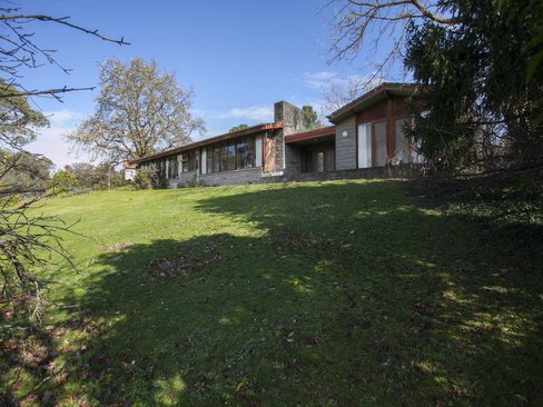 128 Brysons Road Warrandyte South 3134