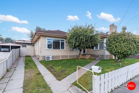 128 Mackenzie Street West, GOLDEN SQUARE VIC 3555