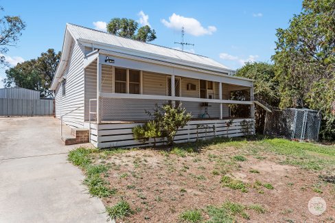 128 Upper California Gully Road, CALIFORNIA GULLY VIC 3556