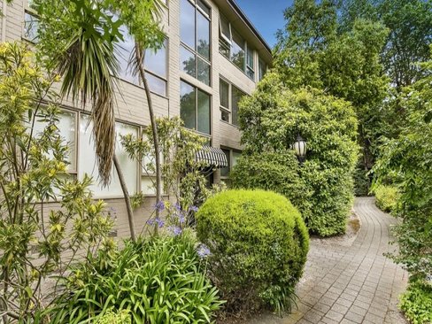12 800 Warrigal Road Malvern East 3145