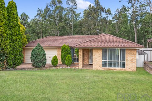 129 Denton Park Drive, ABERGLASSLYN NSW 2320