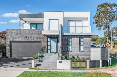 129 Hinemoa Street, PANANIA NSW 2213