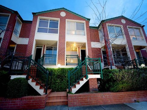 12 910 Canterbury Road Box Hill South 3128