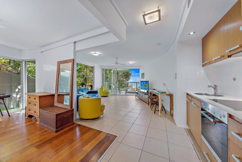 12a&12b/18 Seaview Drive, AIRLIE BEACH QLD 4802
