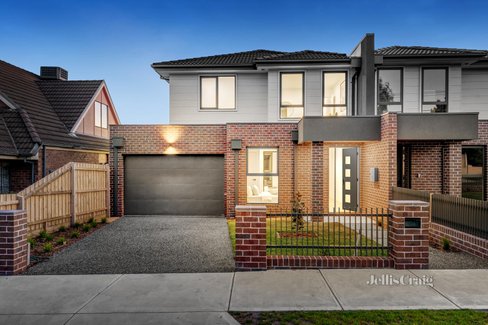 12B Wolai Avenue Bentleigh East 3165