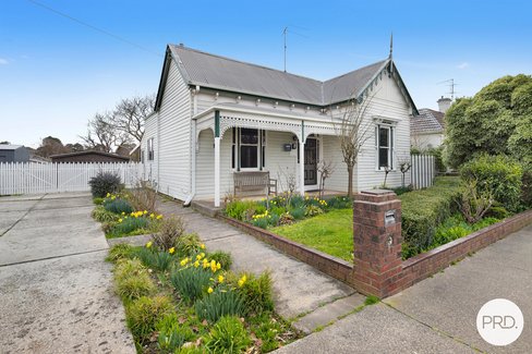 13 Albert Street, CRESWICK