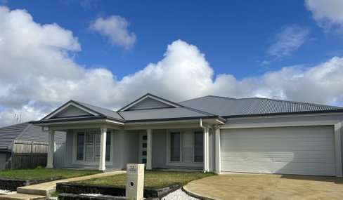 13 Arklow Cres, Chisholm NSW 2322