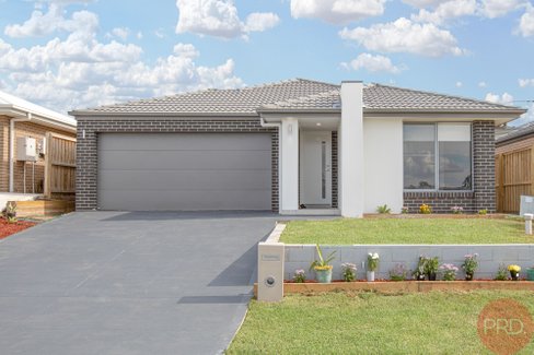 13 Avocet Street, ABERGLASSLYN NSW 2320