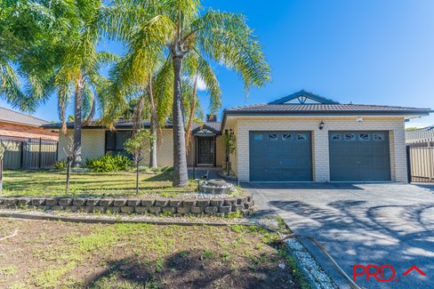 13 Banjos Circuit, TAMWORTH NSW 2340