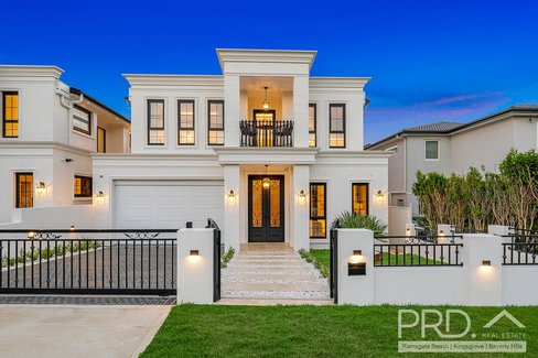 13 Banner Road, KINGSGROVE NSW 2208