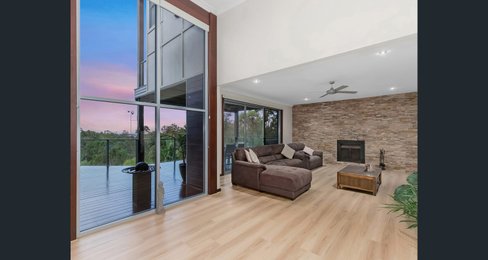 13 Barton Street, REEDY CREEK QLD 4227
