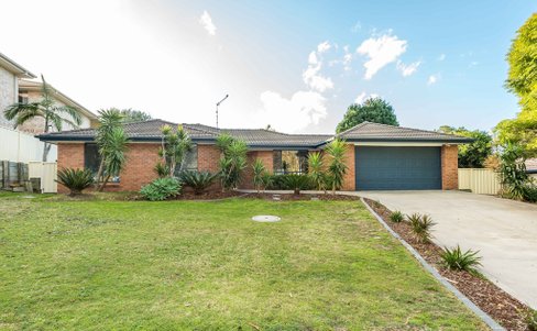 13 Bass Close, CORLETTE NSW 2315
