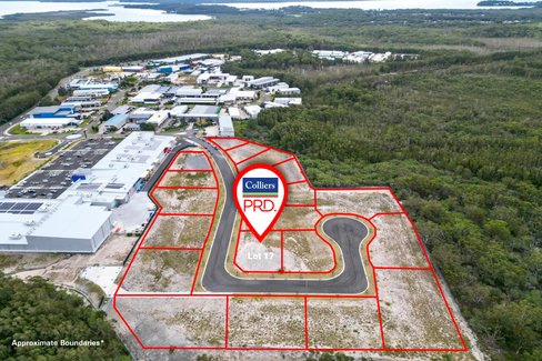 13 Bluewater Close, TAYLORS BEACH NSW 2316