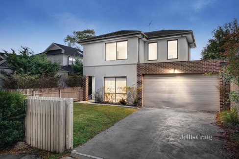 1 3 Bronte Court Hampton 3188