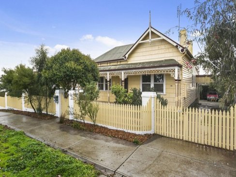 13 Brown Street, BENDIGO VIC 3550