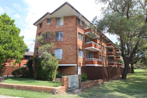 1/3 Bryant Street, NARWEE NSW 2209