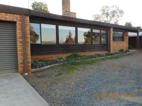 13 Bundara Cres, TUMUT NSW 2720