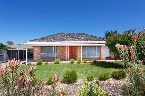 13 Bungown Place, MOUNT AUSTIN NSW 2650