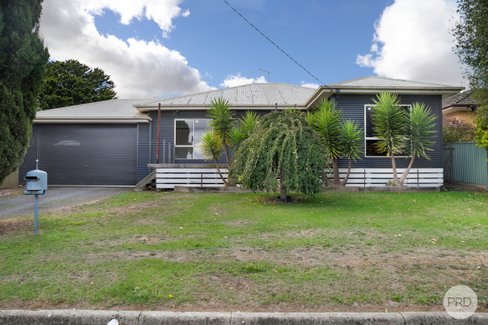 13 Camp Street, CRESWICK VIC 3363