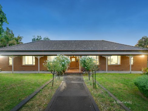 13 Chippendale Court Templestowe 3106