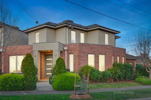 13 Cooinda Court Mount Waverley 3149