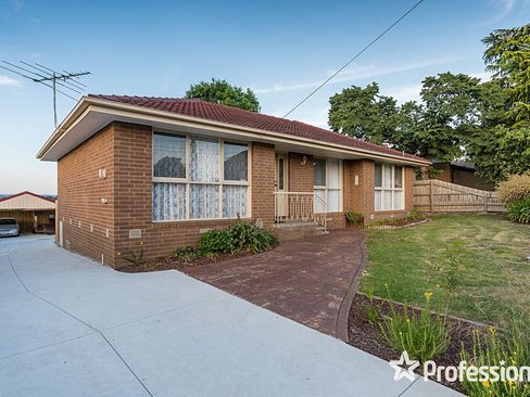 13 Erskine Ridge Mooroolbark 3138