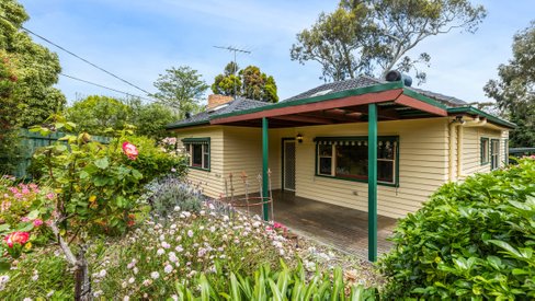 1/3 Ferguson Street Macleod 3085